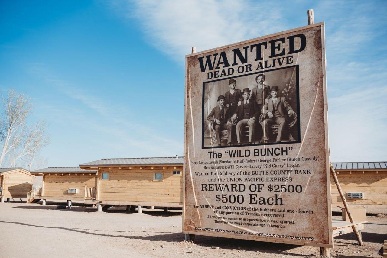 Вилла Muddy Creek Mining Company Hanksville Экстерьер фото